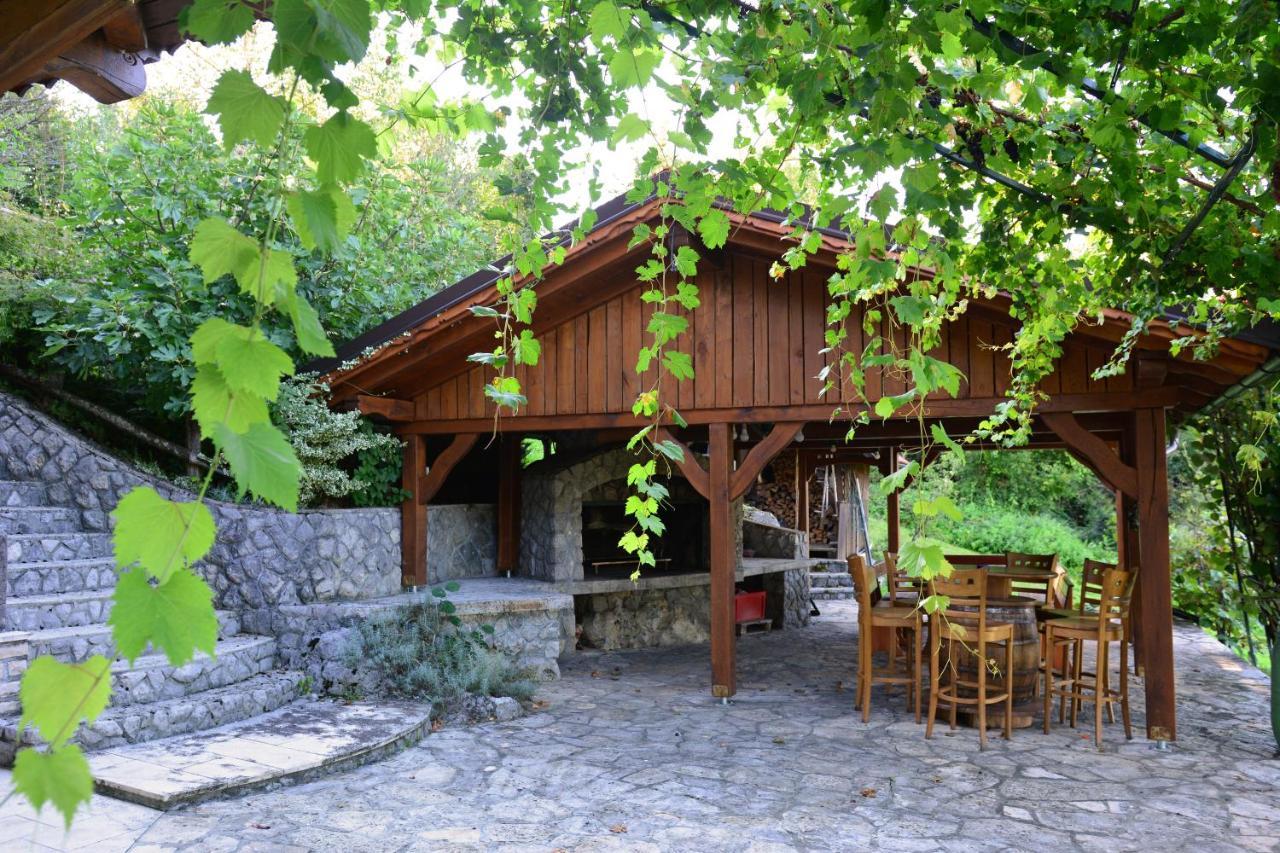Villa Brloska Kamanje